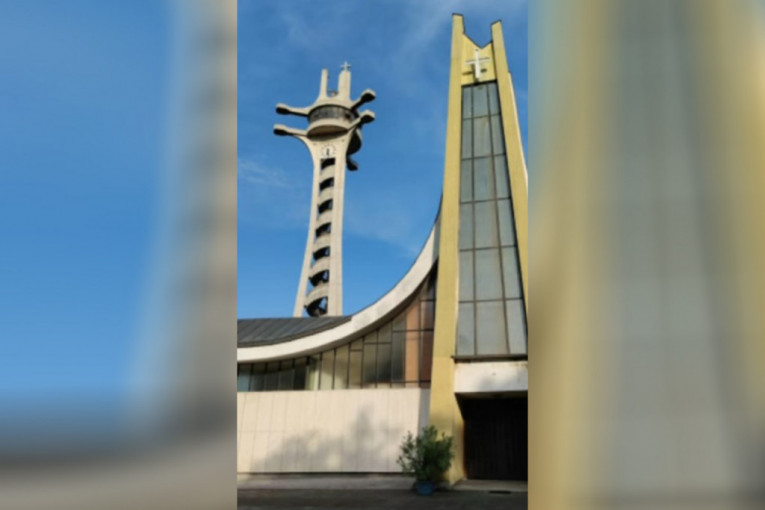 Bizarna krađa u Banjaluci: Lopov upao u crkvu u centru i ukrao svete mošti, mobilne telefone i ključ