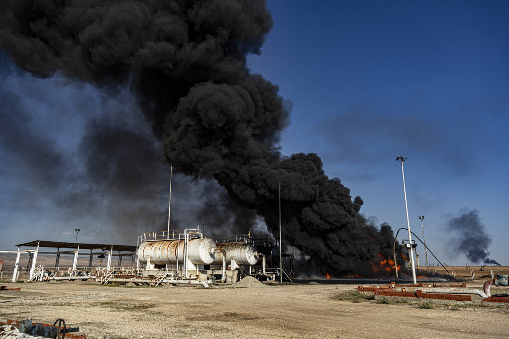 Turci gađali naftna polja u Siriji: Poginulo 40 ljudi
