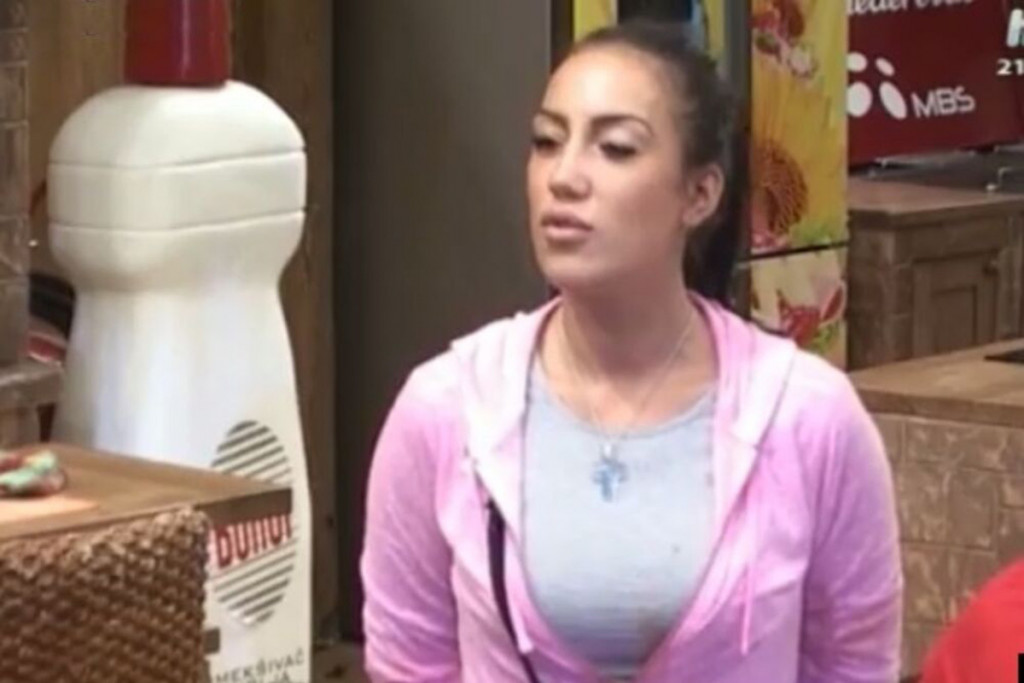 "Gde ste p***e, stigla je Kobra!" Bivša učesnica rijalitija je devojka Nemanje izrešetanog u Resniku