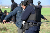 Velika akcija srpske policije: U Subotici pronađeno 160 migranata