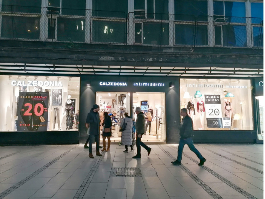 "Crni petak" i prevare u prodavnicama: Ako danas idete u kupovinu, na ovo obratite posebnu pažnju!