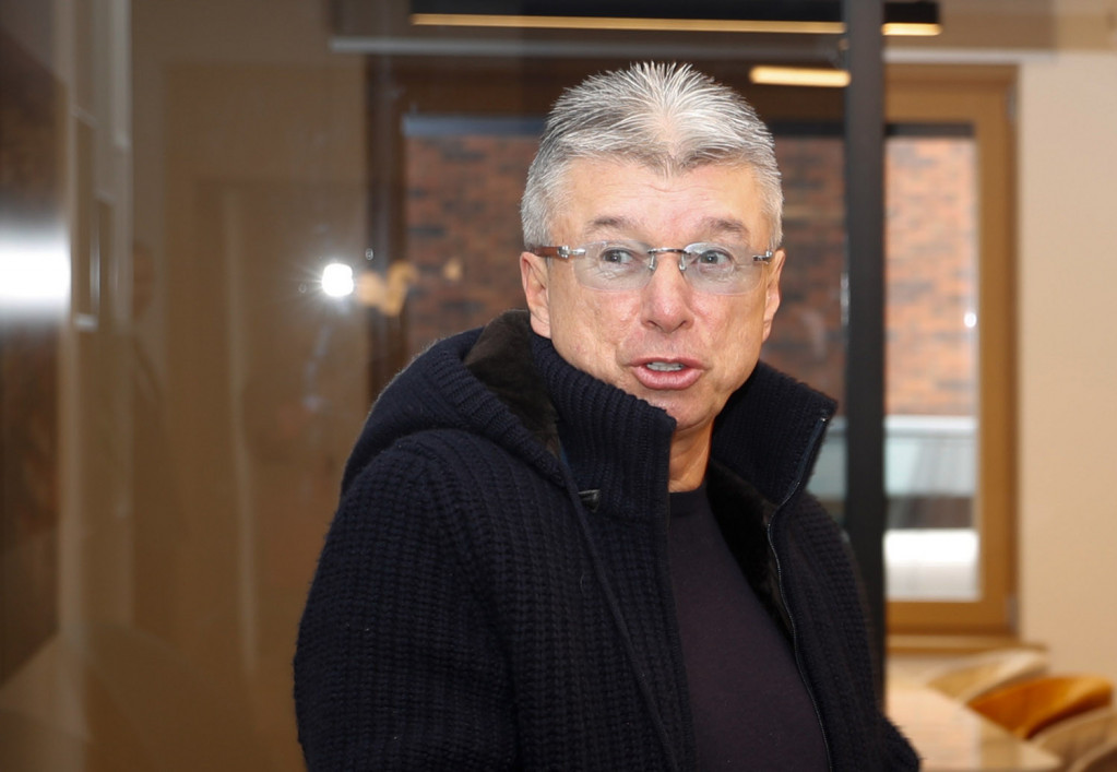 "Profil je prijavljen nadležnima!" Dajana Paunović hitno odreagovala posle fotografije u halterima