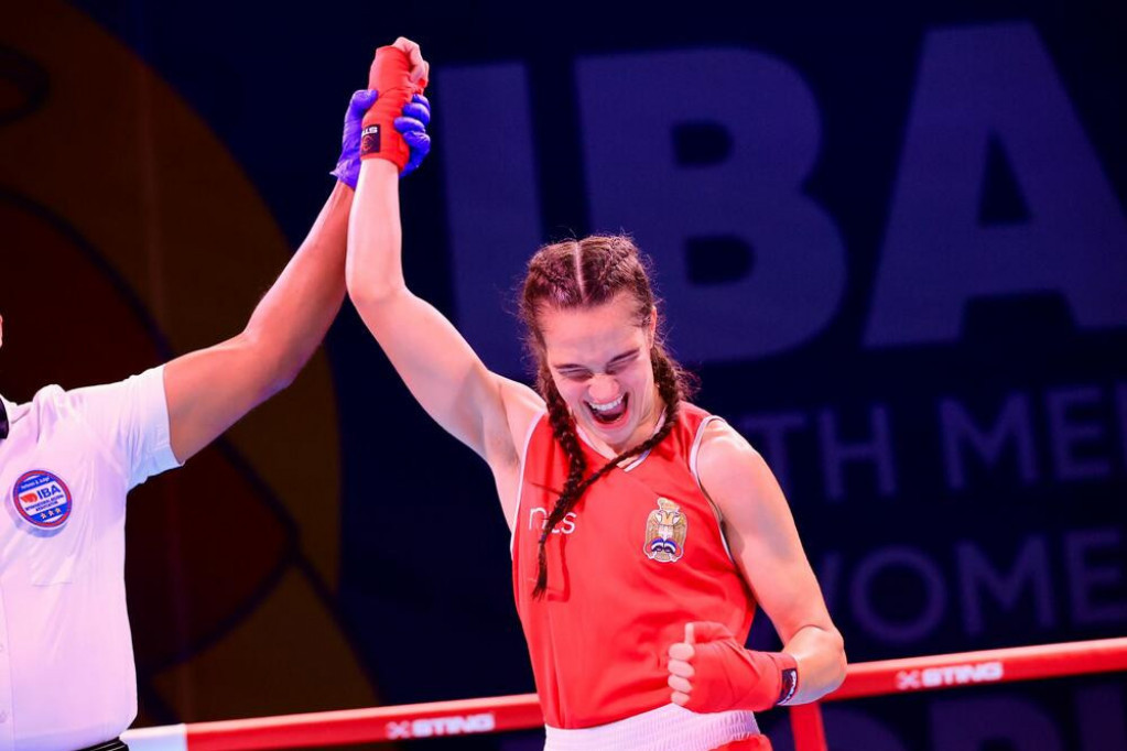 Bravoooo! Sara donela Srbiji zlatnu medalju sa EP u boksu