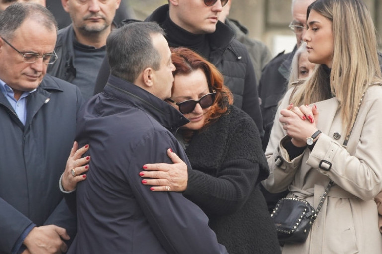 Poginula ćerka poznatog crnogorskog voditelja: Sara (29) imala jezivu saobraćajnu nesreću