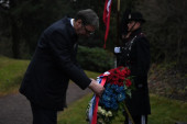 Predsednik Vučić položio venac na spomenik stradalim Jugoslovenima u okupiranoj Norveškoj