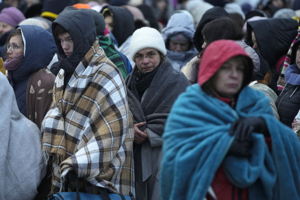 Varšava ostaje bez sredstava: Poljska planira da naplaćuje hranu i smeštaj ukrajinskim izbeglicama