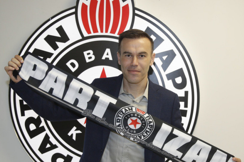 Partizan čuva svog "tatka" - Natho produžio ugovor, pa oduševljeno poručio: Volim Beograd, Partizan i Srbiju!