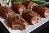 Recept dana: Čokoladne sultan rolnice - čuvene turske slatke sarmice, mogu biti posne ili mrsne, a u oba slučaja su božanstvene (VIDEO)