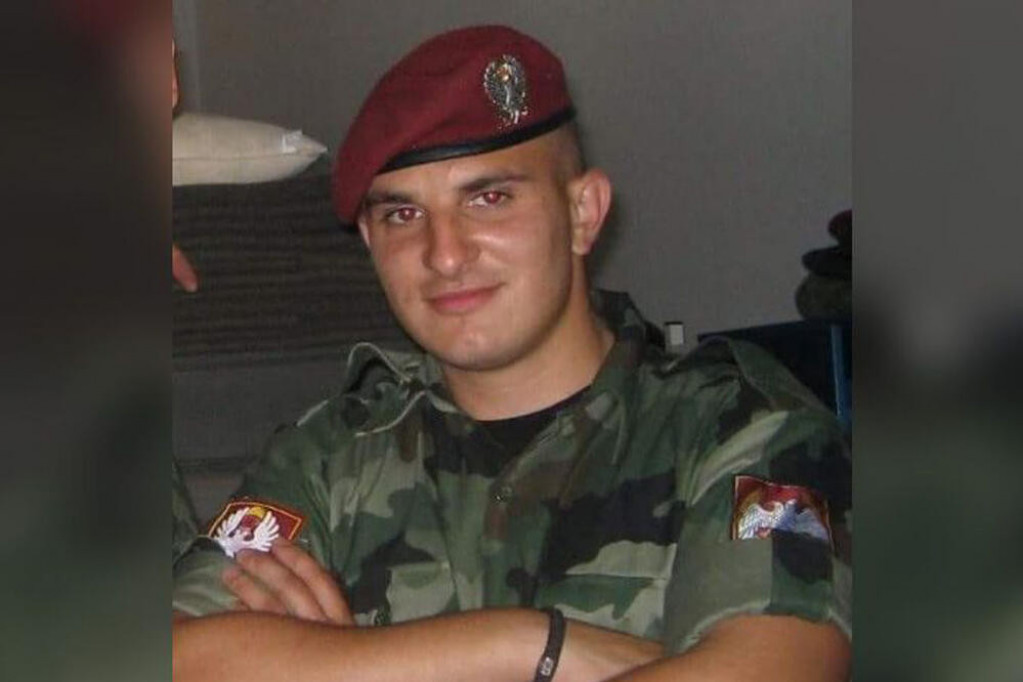 Jedan otišao na svadbu, drugi se izvinio iz Hrvatske, treći pokušao da ubije suprugu: Oni su skinuli nanogvicu i pobegli iz kućnog pritvora!