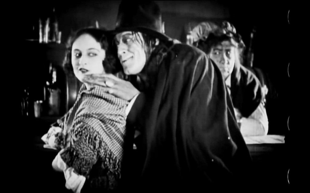 Tajna "Doktora Džekila i mistera Hajda" krije se u jednom ormanu: Obešen o vešala koja je sam napravio (FOTO)