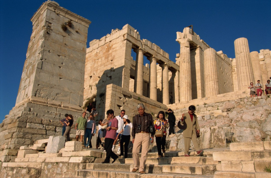 Zemlje sa najstrožim pravilima oblačenja koja turisti moraju da poštuju