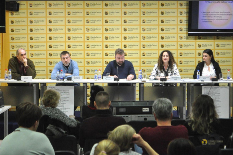 Štrajkači Klinike "Laza Lazarević" tvrde da je podneta krivična prijava protiv v.d. direktorke:  Nude se tužilaštvu kao svedoci!