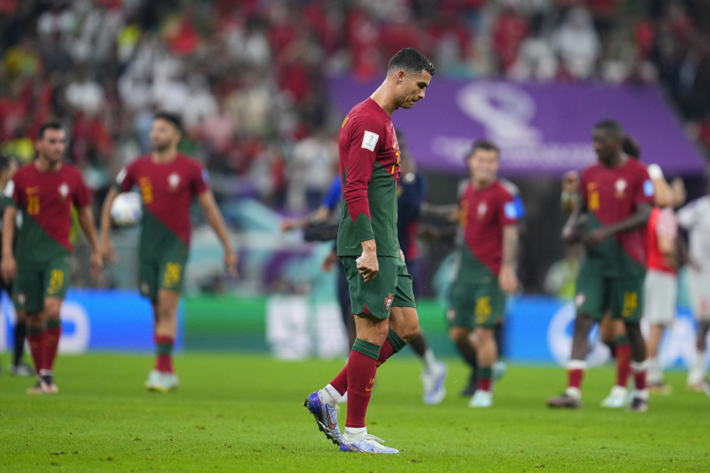 Portugal zbog Ronalda ne može mirno da slavi! Kristijanov potez izazvao zemljotres – svi kod navijača, on u svlačionicu! (VIDEO)