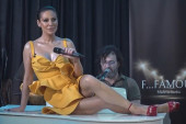 Ana Nikolić u uskoj haljini na klaviru, dok Lukas svira: Ukrstili glasove 14 godina nakon izlaska duetske pesme!