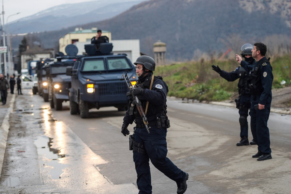 Osmi dan barikada na severu KiM: Policija tzv. države Kosovo demantovala da je uhapsila Mihailovića, KFOR pažljivo prati situaciju