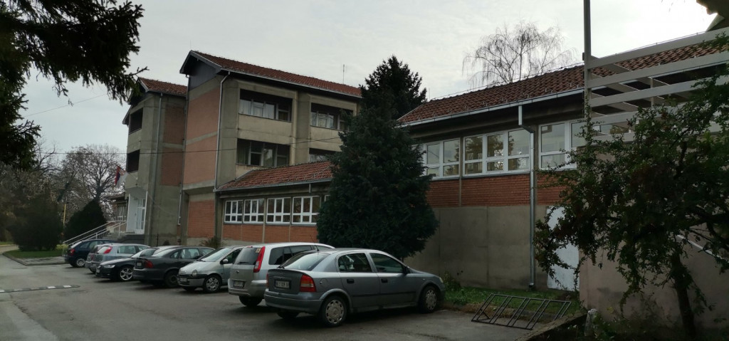 Užasna ispovest oca čijeg su sina silovali u školi: Dečak ga zlostavljao pet puta, a dobio samo ukor! Pa ih terali da se pomire!