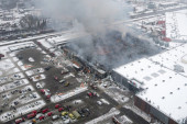 Detalji požara u Moskvi: Vatrena stihija uništila 7.000 kvadrata tržnog centra, poginula jedna osoba!