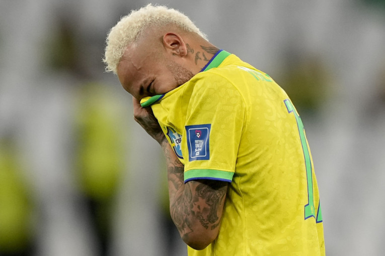 Nejmar definitivno završio sezonu: Brazilac ima poruku za navijače!