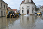 Kataklizma u Hrvatskoj: Izlila se reka Una, proglašeno vanredno stanje u jednom gradu