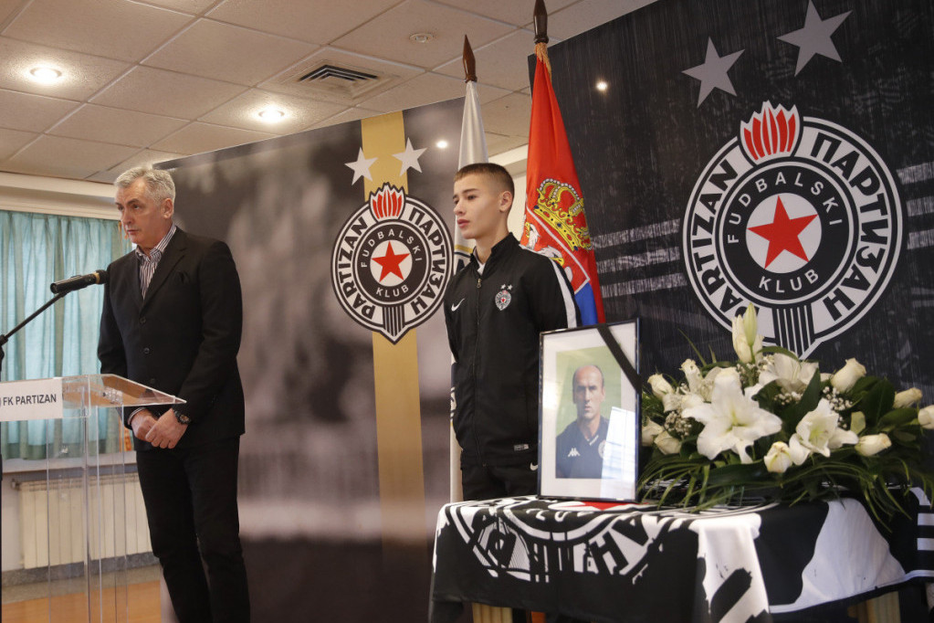 Partizanovo poslednje zbogom "Imperatoru" Miodragu Ješiću! Zalad:  Živeo je do kraja sa tugom u duši zbog izgubljene ćerke