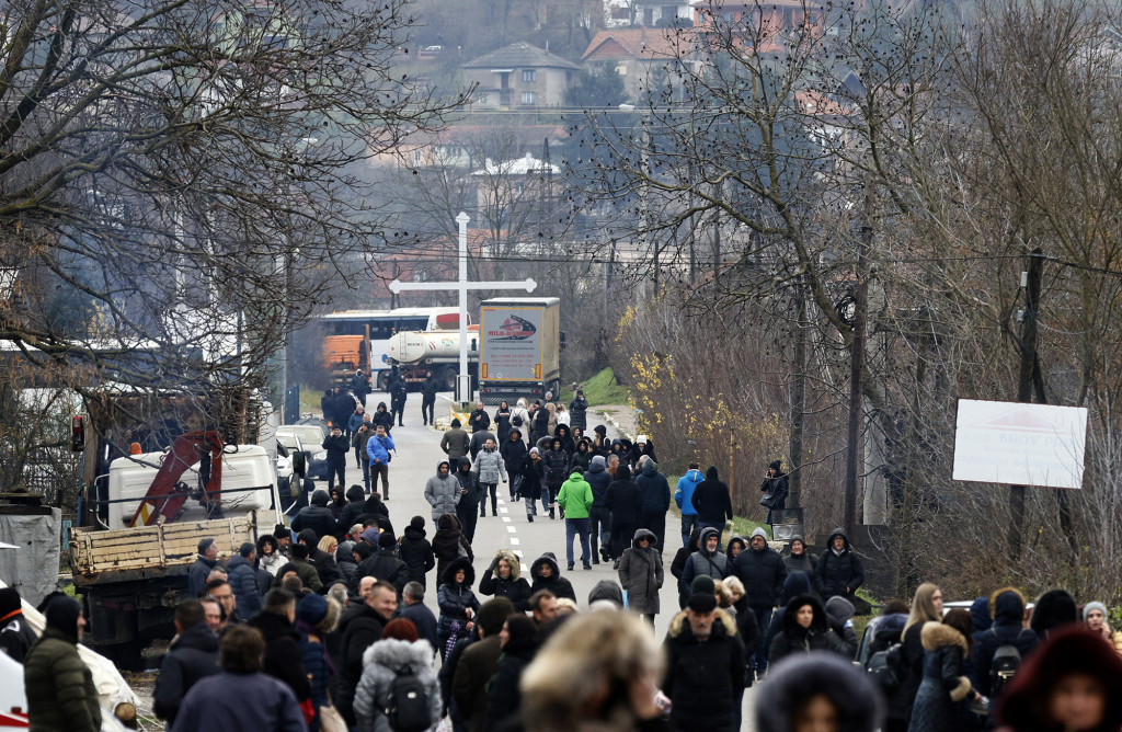 Zaharova tvrdi da je Moskva zabrinuta zbog krize na KiM: Pratimo njen razvoj danonoćno, nastavićemo da pomažemo Beogradu