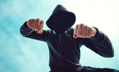 Vređao ga, gurao i udario pesnicom: Mladić brutalno napao medicinskog tehničara u Bijelom Polju