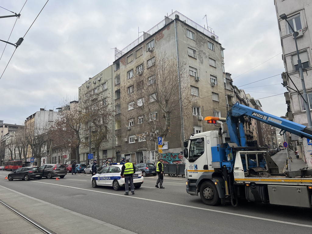 U Srbiji najmanje saobraćajki imaju narandžasti automobili: A kola obojena u ove dve boje najčešće učestvuju u nesrećama