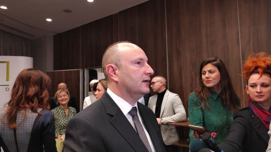 Udruženje “Čepom do osmeha” organizovalo konferenciju “EKOSOP 2022”; Đurić: Grad Novi Sad je prepoznao značaj životne sredine (FOTO)