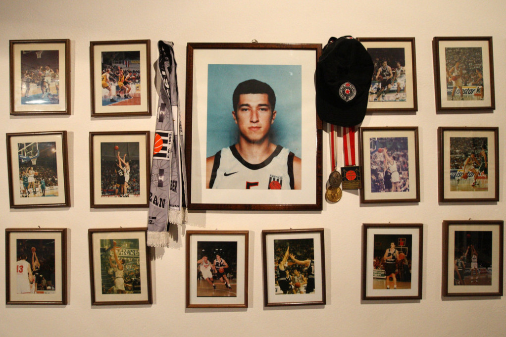 Misterija smrti Harisa Brkića i dalje traje! Pre 22 godine ubijen je sjajni košarkaš Partizana! (VIDEO)