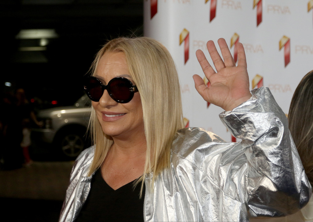 Vesni Zmijanac lekari jedva spustili pritisak: Pevačica je sada na rigoroznom režimu!