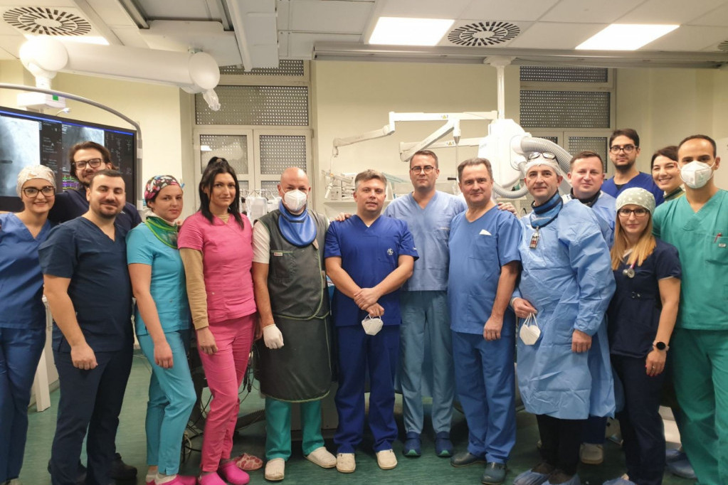 Kapa dole! Peti vikend zaredom hirurzi iz UKC Niš operišu pacijente, a cilj je da se smanji lista čekanja! (FOTO)