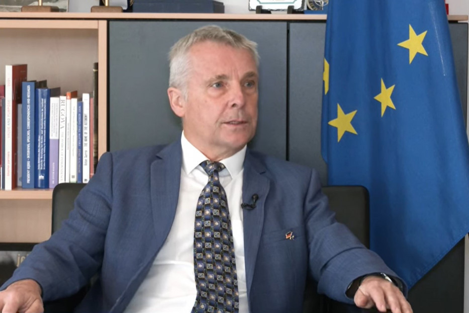 Nemački ambasador u Prištini: Barikade treba ukloniti pre Božića, potreban nam je dijalog