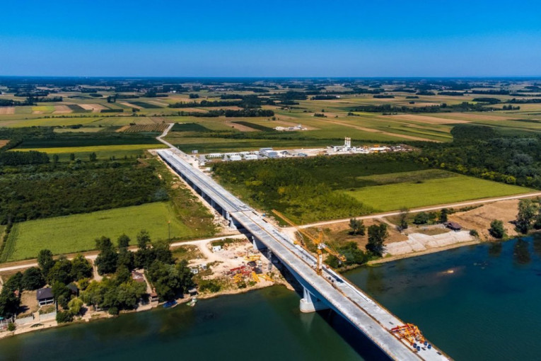 24SEDAM RUMA Spojen most na Savi kod Šapca u prisustvu predsednika Srbije Aleksandra Vučića