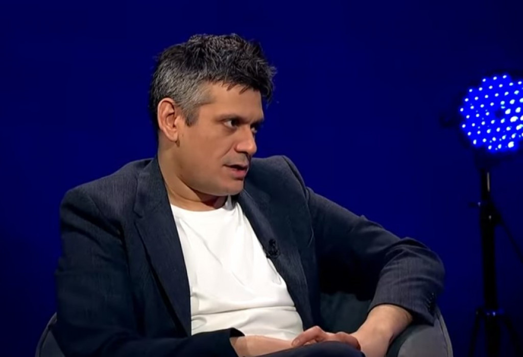 Laćino prvo javno pojavljivanje bilo je u spotu naše pevačice: Imao je samo osam godina i osvojio pažnju svih (FOTO/VIDEO)