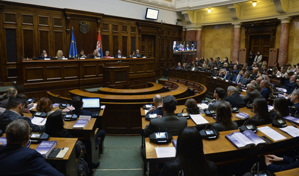 Brnabić: Na ivici smo oružanog sukoba zbog poteza Prištine, da se oglase nevladine organizacije