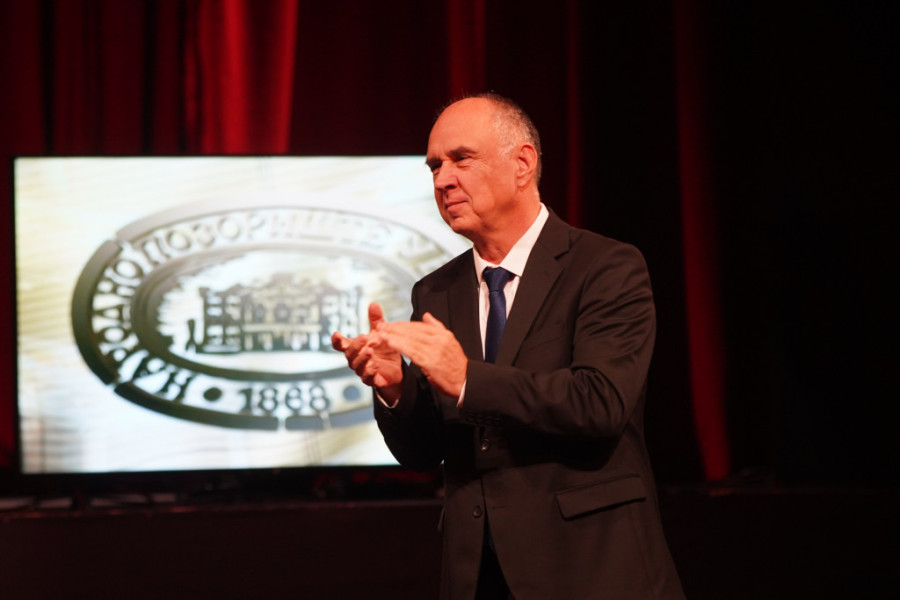 Svetislav Goncić najavio bogat repertoar Narodnog pozorišta u 2025. godini: "Kazablanka", Šekspir, Crnjanski, "Uspavana lepotica"...