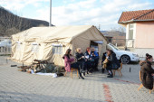 Srbi na severu KiM 16. dan na barikadama ne odustaju od zahteva