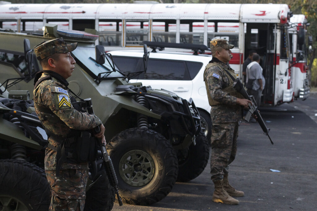 Salvador pokrenuo vojnu operaciju protiv narko-kartela: Rat protiv bandi se zahuktava