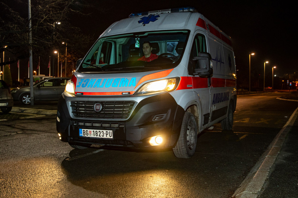 Noć u Beogradu: Dve osobe povređene u dva udesa