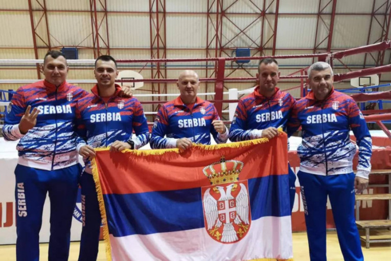 24SEDAM RUMA Rumski kikbokseri na pripremama za Svetsko prvenstvo