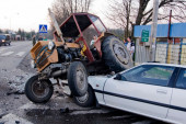 Teška saobraćajka kod Blaca: U direktnom sudaru sa automobilom poginuo traktorista