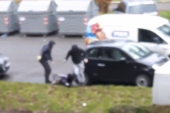 Obarali se na pod i mučki šutirali: Makljaža trojice muškaraca na Novom Beogradu zbog parkiranja - kamera sve zabeležila (VIDEO)