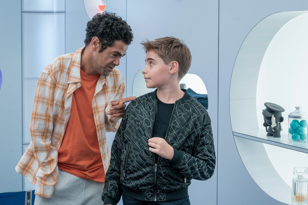 Rimejk kultnog klasika "Igračka" u bioskopima: Da li razmaženo dete može da dobije baš sve? (FOTO/VIDEO)