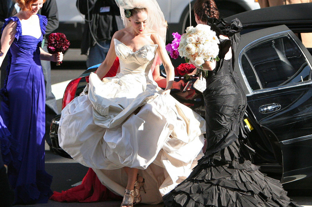 Omiljenu venčanicu Vivijen Vestvud ponela je Sara Džesika Parker u filmu "Seks i grad", ipak, nije joj donela sreću (FOTO)
