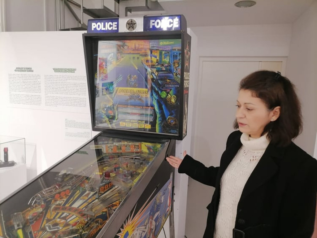 Ovo je bio život pre interneta! Izložba predmeta za koje mladi ne znaju čemu služe: Puna soba stvari koje danas stanu u jedan mobilni (FOTO)