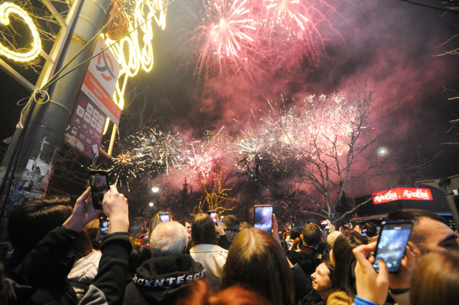 Beograđane za Novu godinu čeka spektakl! Pogledajte ko će sve nastupati ispred Skupštine za doček i kakvi nas koncerti očekuju za Božić!