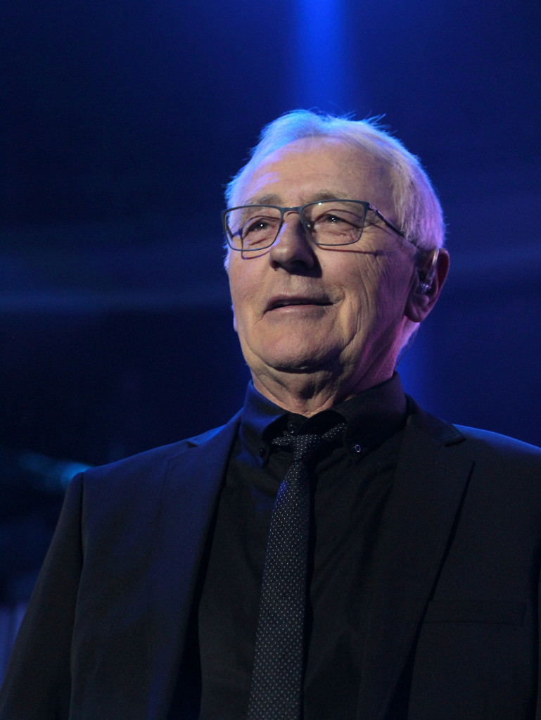 Otkrivena tajna jednog od najvećih hitova Olivera Dragojevića: Pesma uopšte nije bila namenjena njemu!