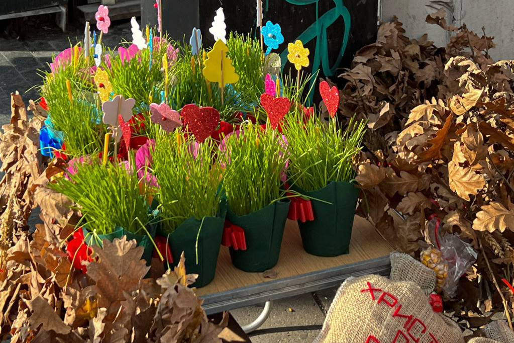 Kada večeras zapalite badnjak, treba da znate šta simbolizuju varnice hrasta, drveta boga Peruna