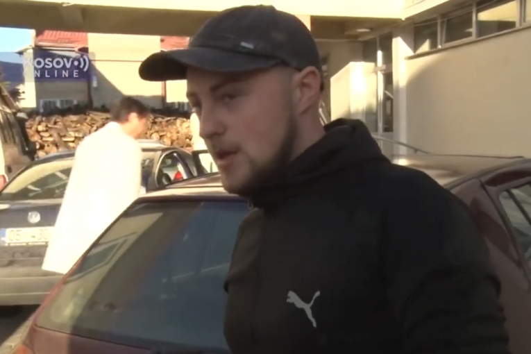 Oglasio se hirurg iz Gračanice i otkrio stanje dečaka na koje je pucano: Starijem izvađen projektil iz desne šake!