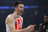 Petrušev ponovo u crveno-belom! Srpski reprezentativac potpisao trogodišnji ugovor!